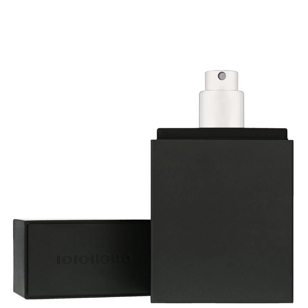 Escentric Molecules Molecule 01 Eau de Toilette Spray with Metal Case 30ml Image 1