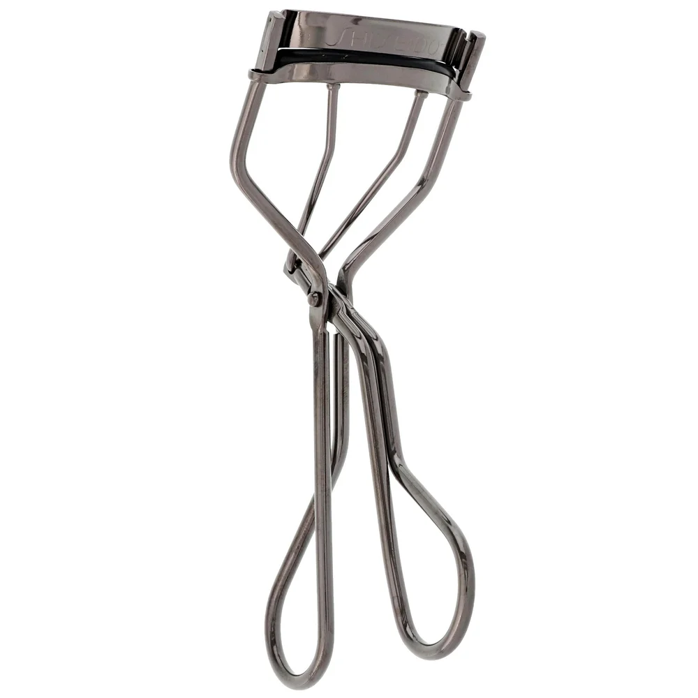 Shiseido Eyelash Curler Image 1