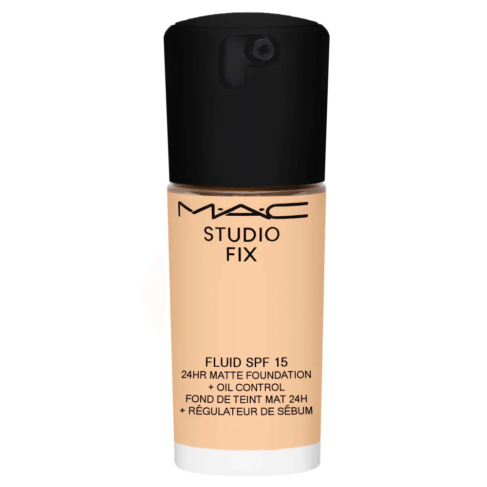 M.A.C Studio Fix Fluid SPF15 Foundation C4.5 30ml Image 1