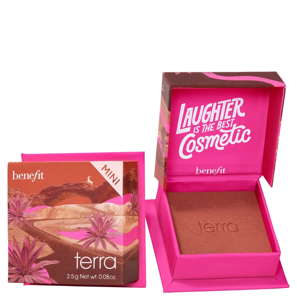benefit WANDERful World Blush Mini Terra Golden Brick-Red Blush 2.5g Image 1
