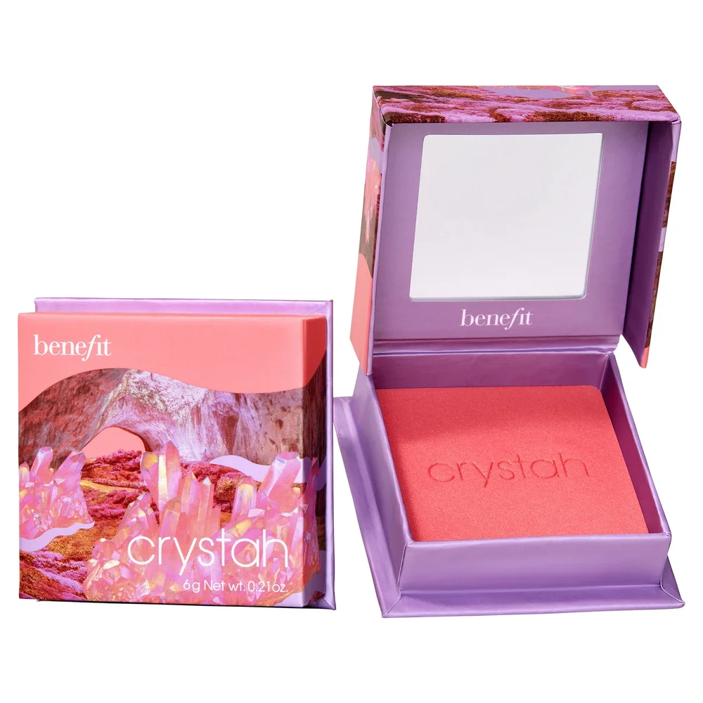 benefit WANDERful World Blush Crystah Strawberry Pink Blush 6g Image 1