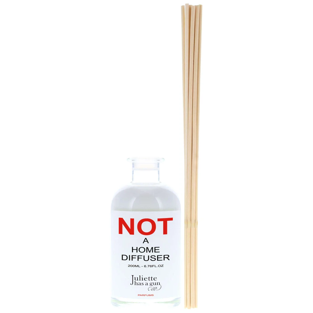 Juliette Has a Gun Not a Home Diffuser 200ml Image 1