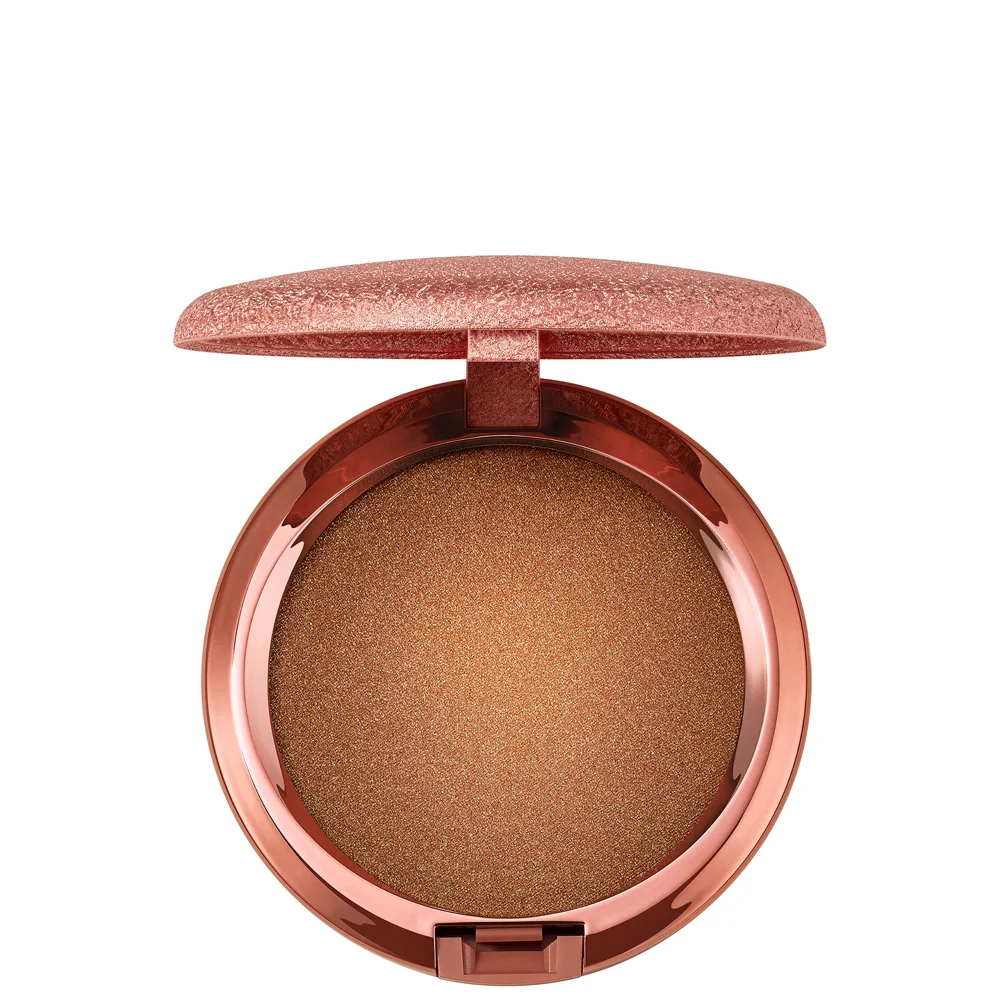 M.A.C Skinfinish Sunstruck Radiant Bronzer Radiant Deep Golden 8g Image 1