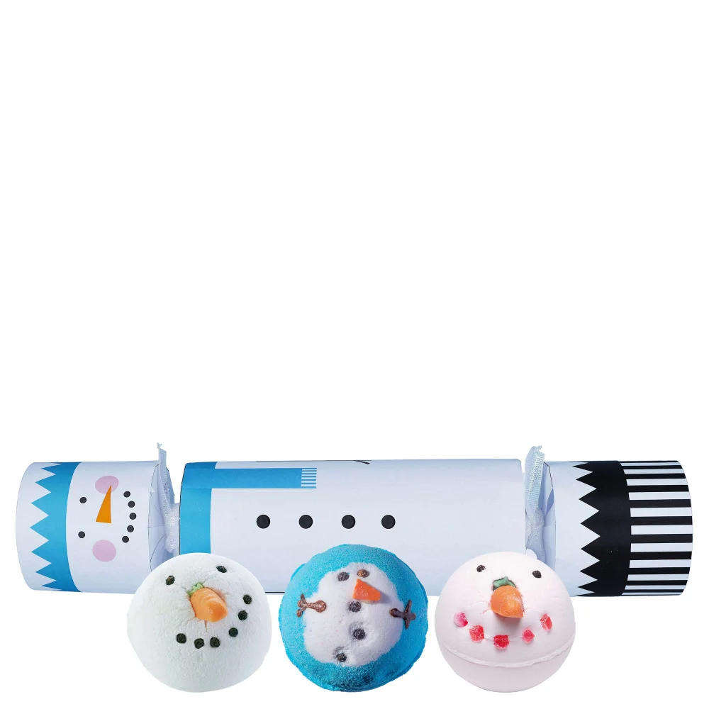 Bomb Cosmetics Gift Packs Frosty The Snowman Cracker Image 1