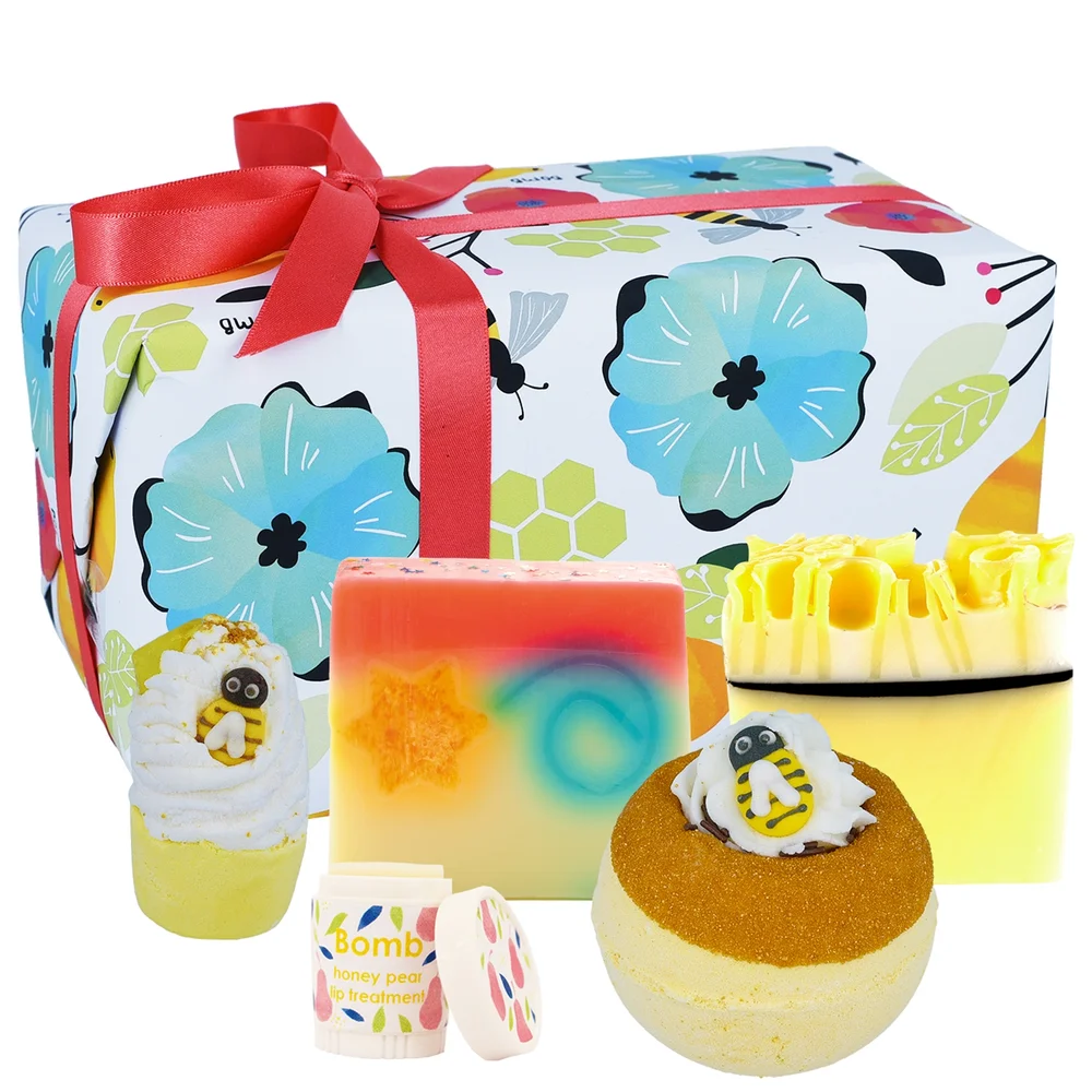 Bomb Cosmetics Gift Packs Bee-autiful Image 1