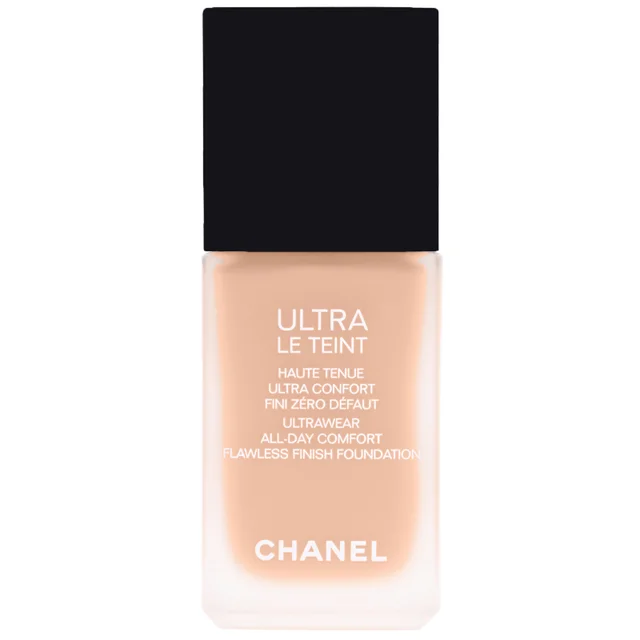 Chanel Ultra Le Teint Flawless Finish Foundation No 20 Beige 30ml