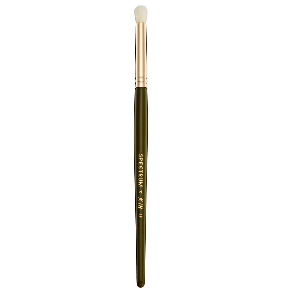 Spectrum Katie Jane Hughes 13 Pro Pencil Lining Makeup Brush Image 1