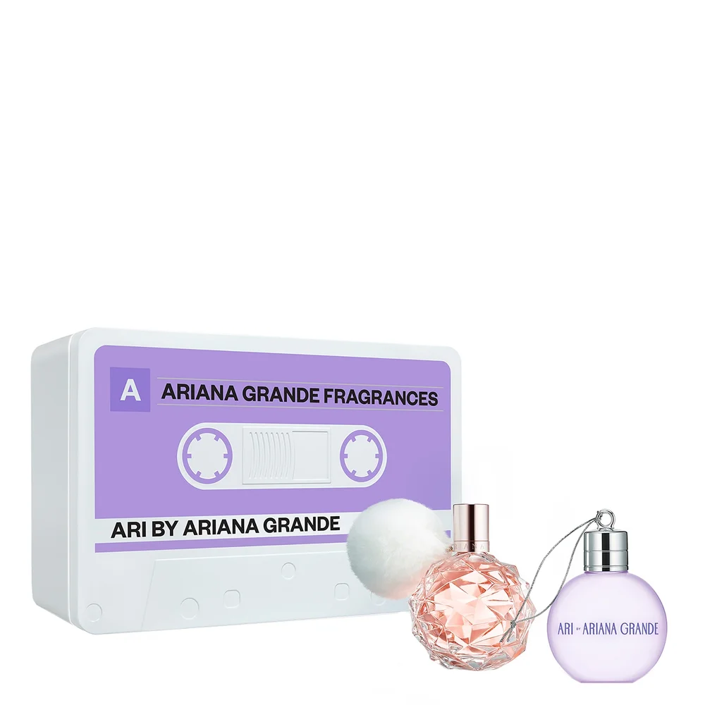 Ariana Grande Ari Eau de Parfum Spray 30ml Gift Set Image 1