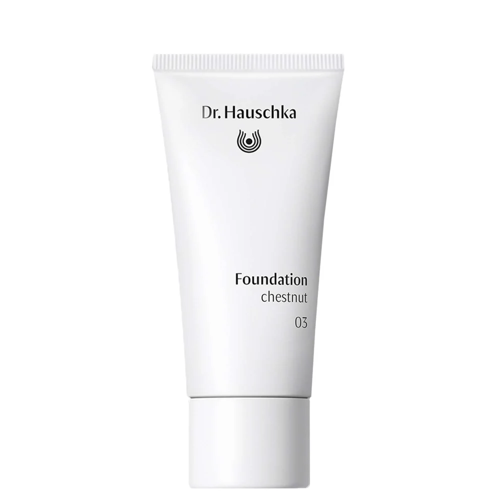 Dr. Hauschka Foundation 03 Chestnut 30ml Image 1