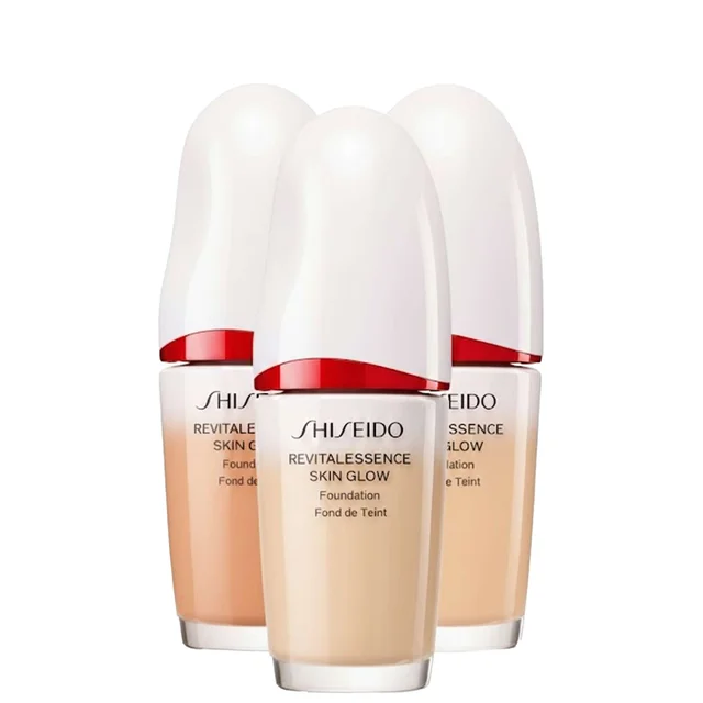 Shiseido Revitalessence Skin Glow Foundation SPF30 350 Maple 30ml