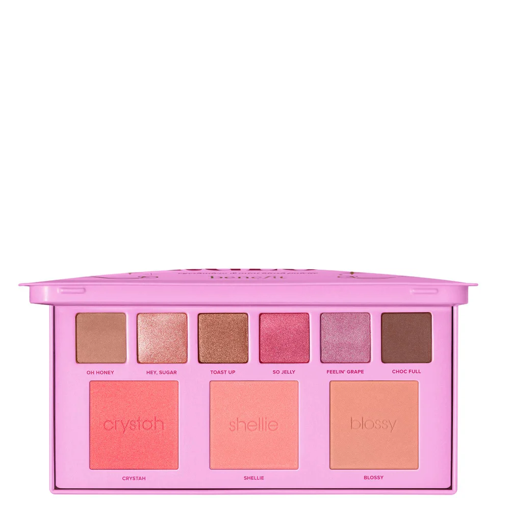 benefit Limited Edition  Treat Yourself Gorgeous! Eyeshadow & Blush Palette Image 1