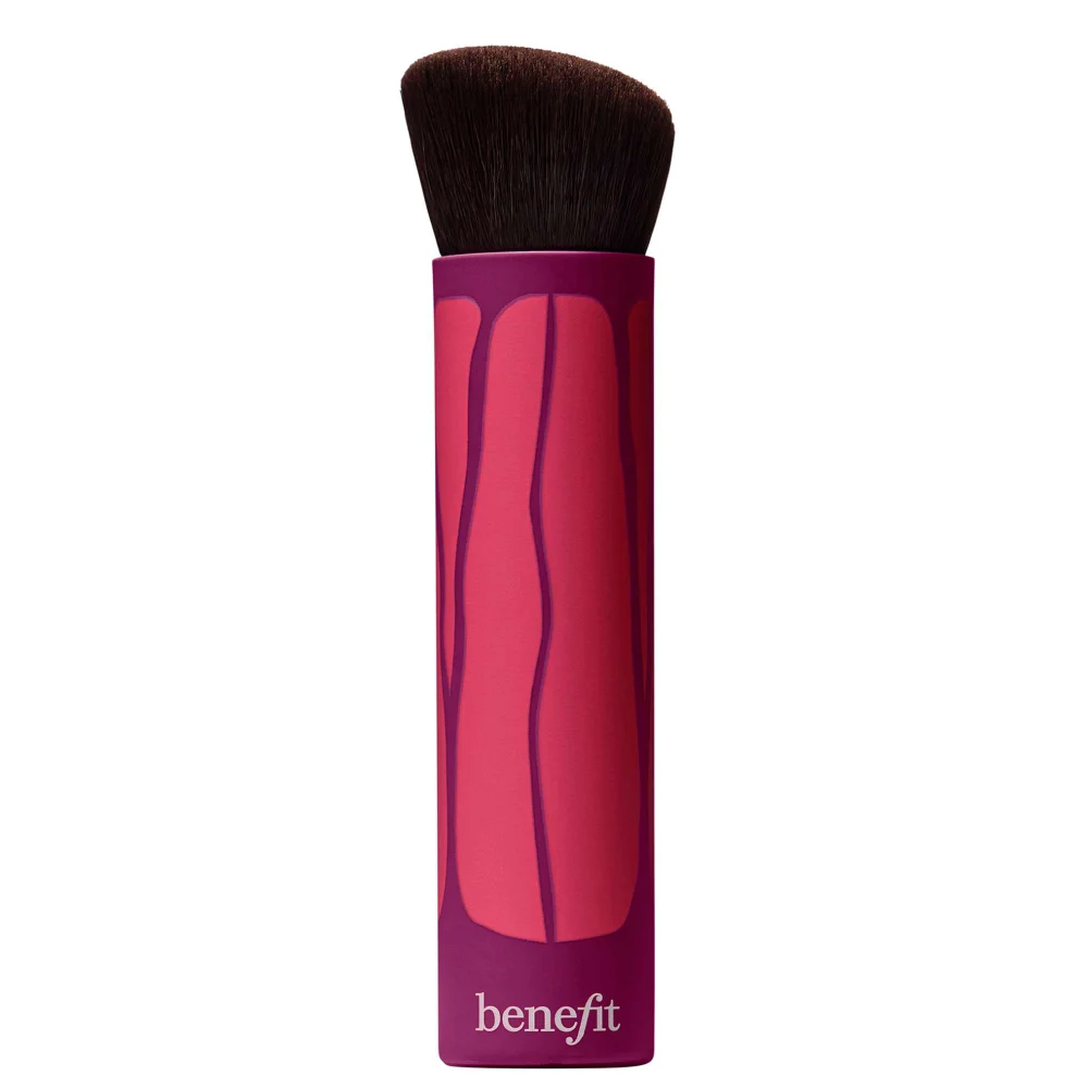 benefit Tools & Brushes Hoola WaveMaker Cream Bronzer Brush Image 1