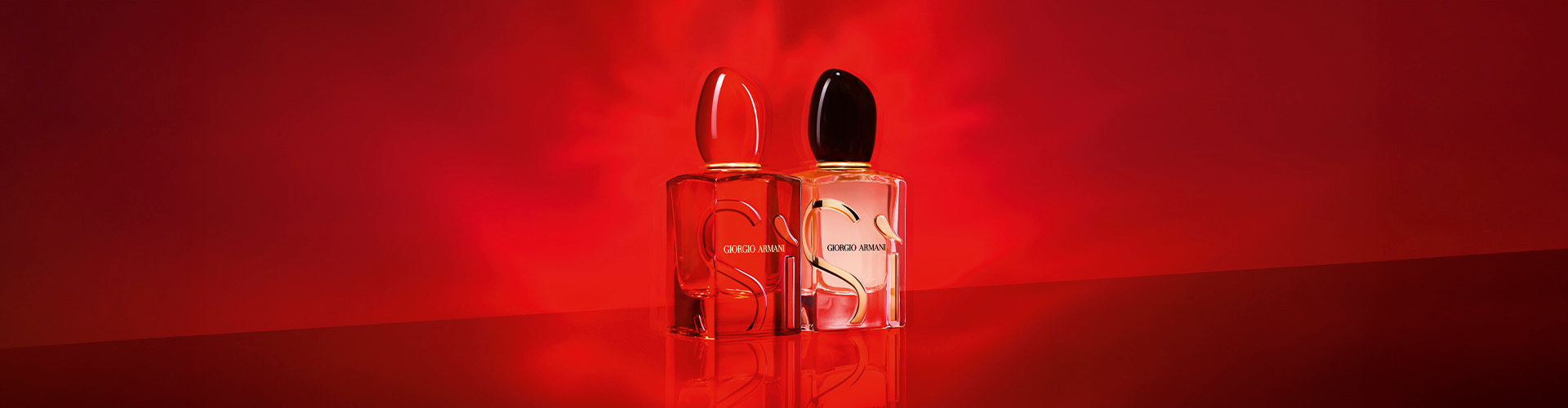 Si Passione Red Musk Range Room Hero Banner